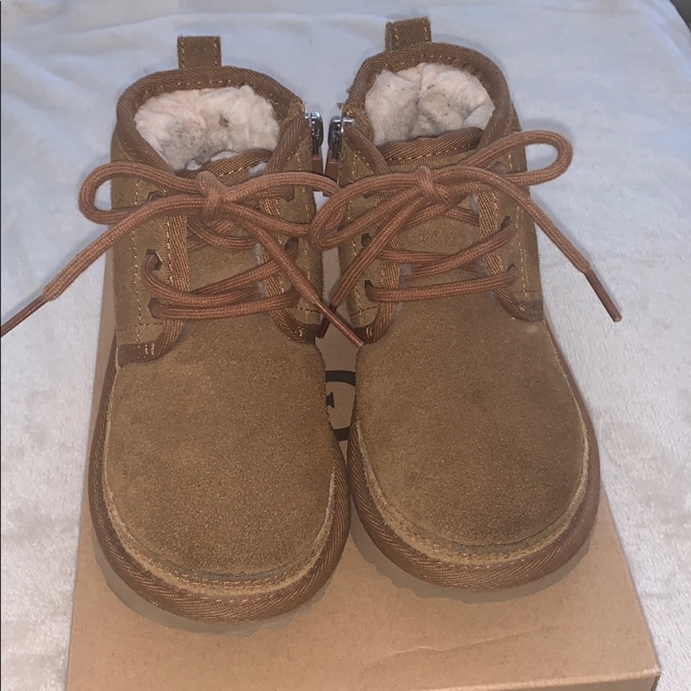 UGG Neumel -Toddler Size 10 Chestnut